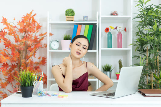 Smart Working Cervical & Headache: How To Cure It?